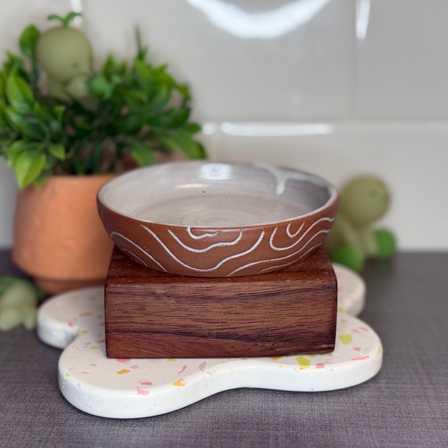 White Topo Trinket Bowl 1