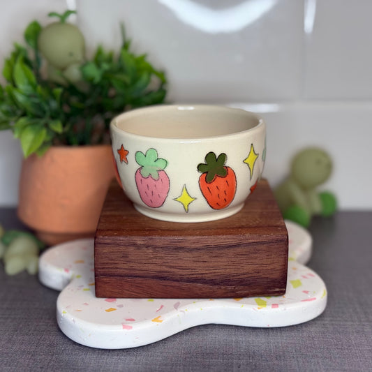 Strawberry Sticker Little Bowl