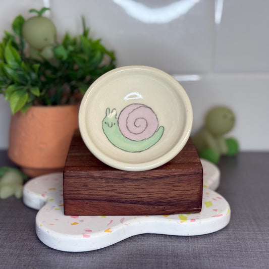 Snail Tiny Bowl 1