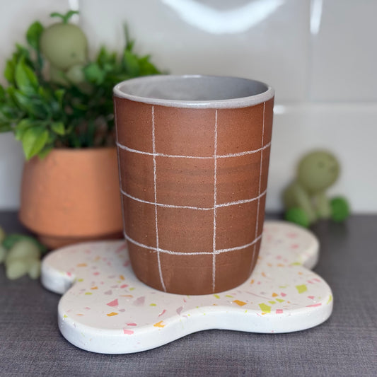 White Checked Lines Cup 2