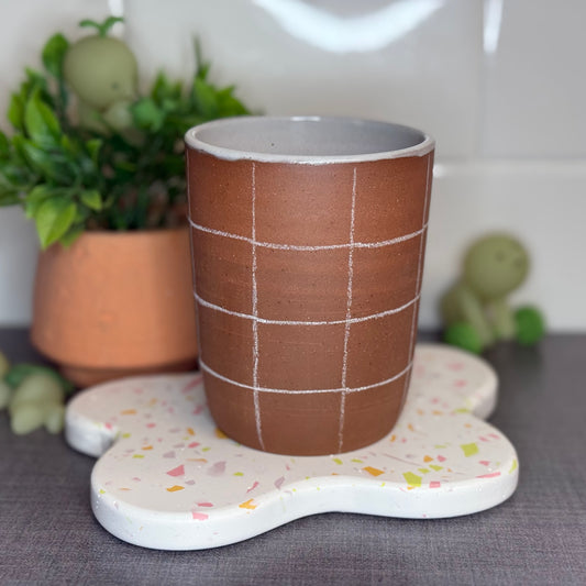 White Checked Lines Cup 2