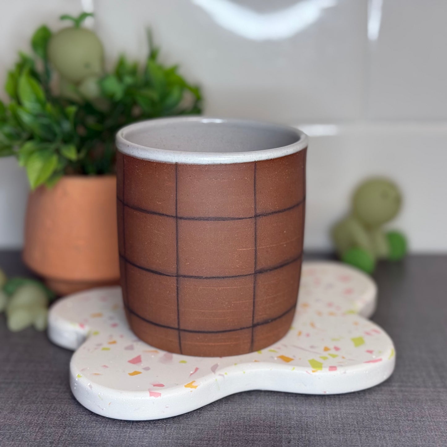 Black Checked Lines Cup 2
